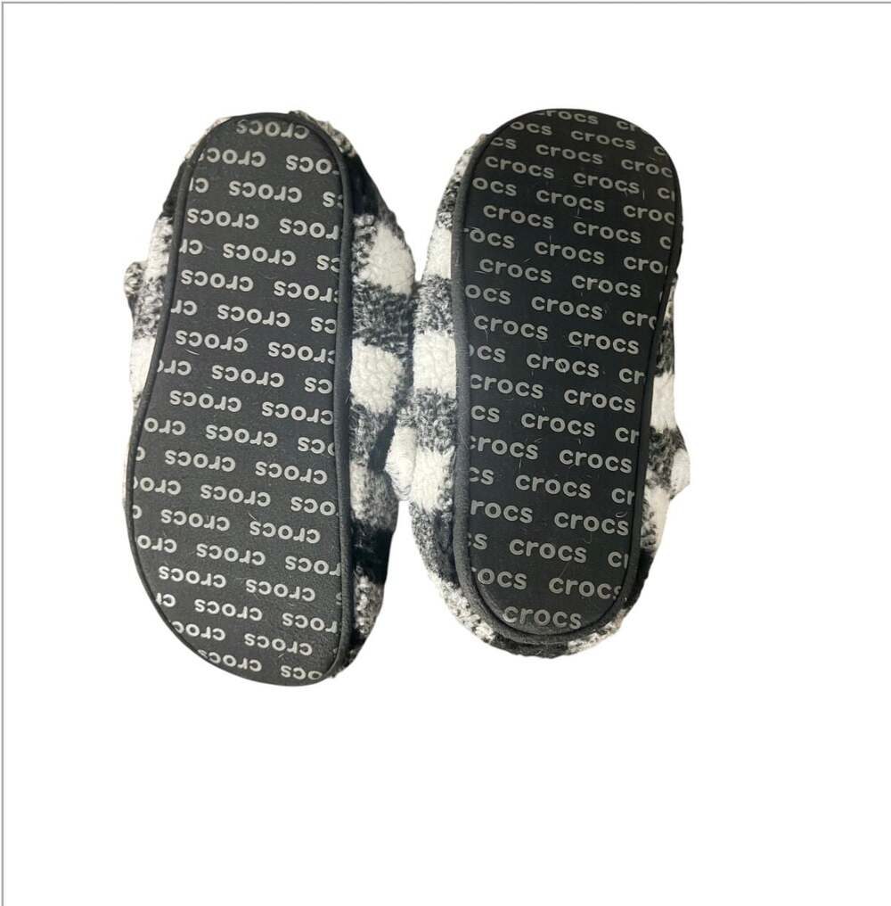 Crocs Classic Buffalo Check Cozzzy Slipper Black White - Picture 2 of 8